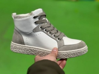 фото весенние женские кроссовки оптом