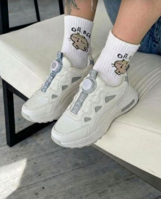 фото весенние женские кроссовки оптом