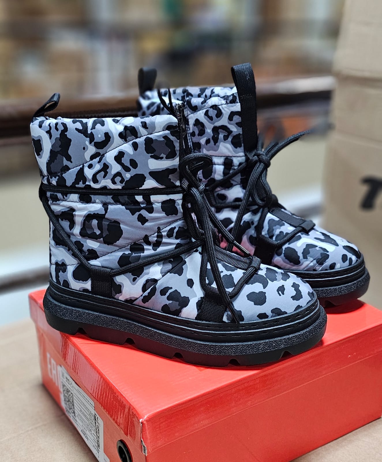 фото зимние женские дутики оптом