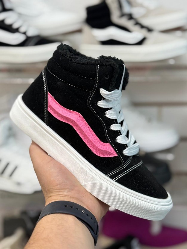 фото зимние женские кроссовки оптом с доставкой