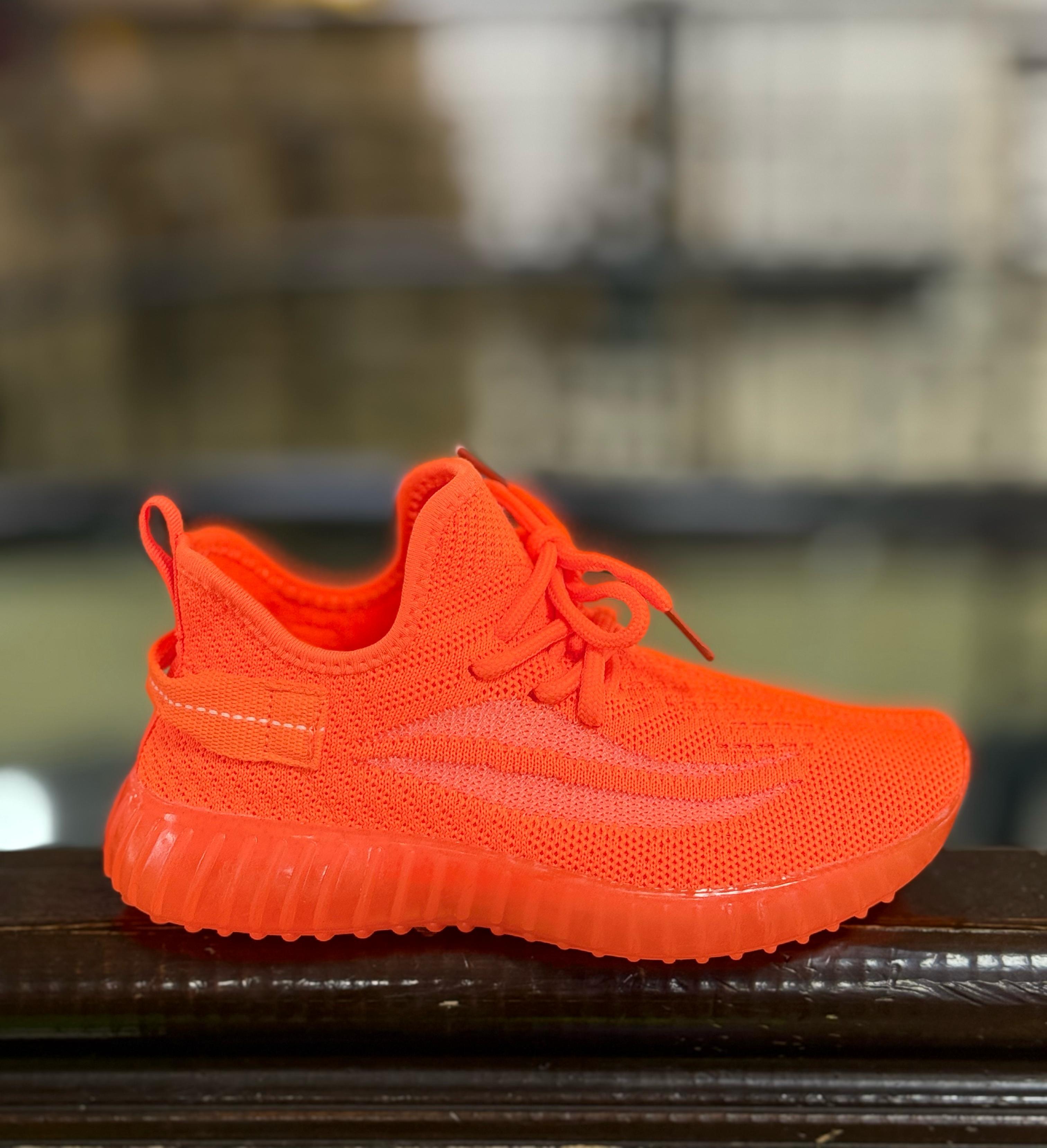 фото весенние кроссовки для девочек оптом