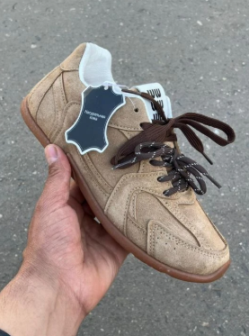 фото весенние женские кроссовки оптом