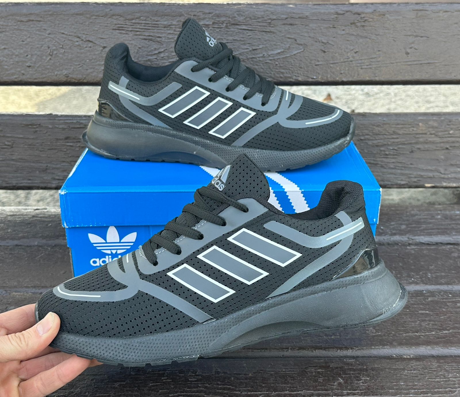 фото мужские кроссовки adidas 132355 оптом