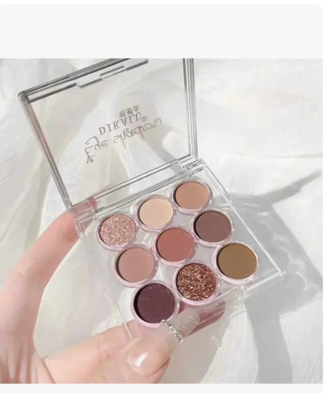 картинка Палетка теней от магазина Одежда+