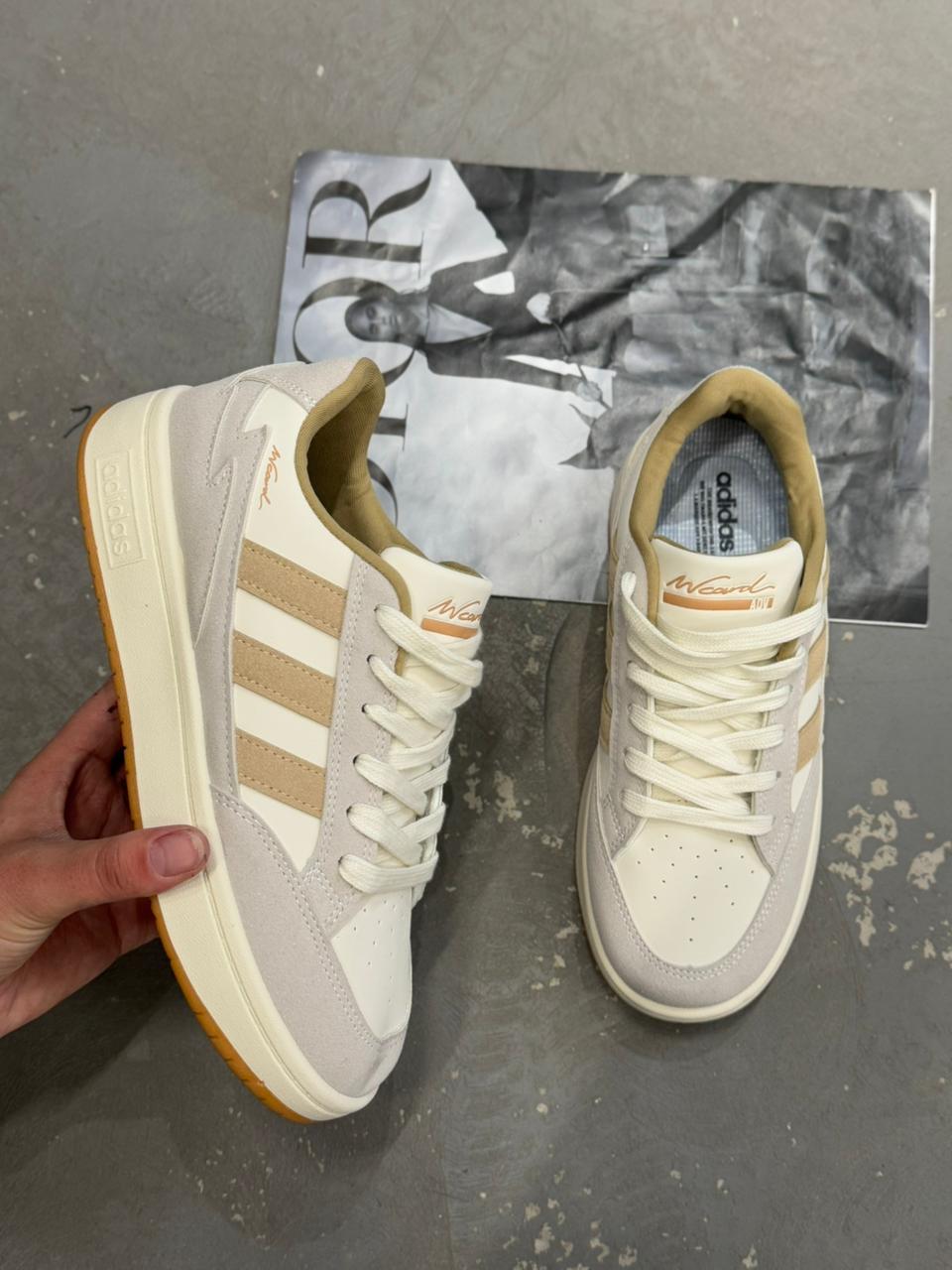 фото весенние женские кроссовки оптом