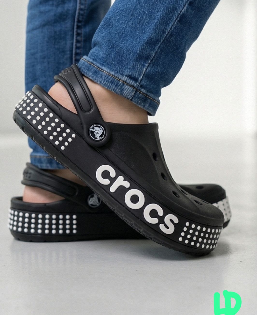 фото мужские летние кроссовки crocs 721006 оптом