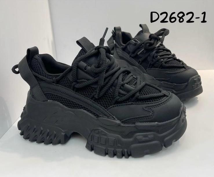 фото весенние женские кроссовки оптом