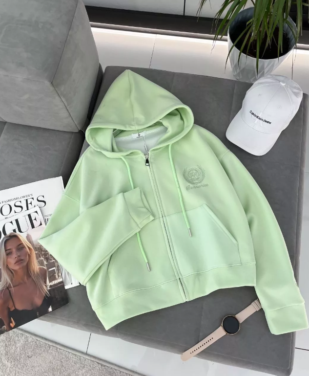 картинка Толстовка от магазина Одежда+