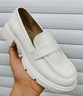 фото весенние женские лоферы оптом