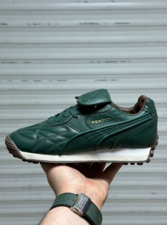 фото весенние женские кроссовки оптом