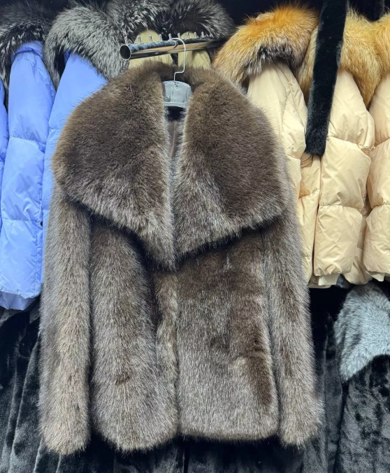 картинка Шуба от магазина Одежда+