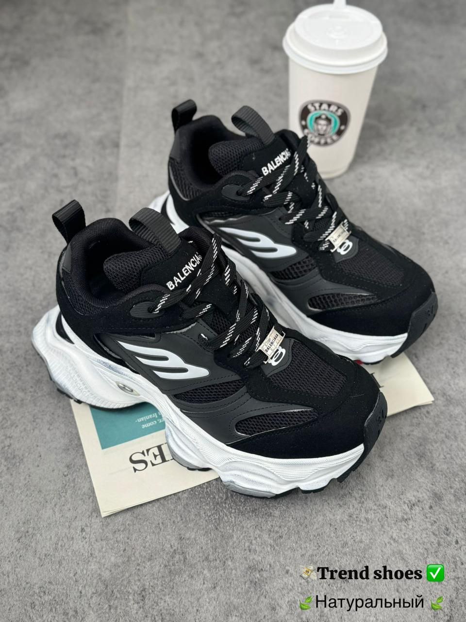 фото весенние женские кроссовки оптом