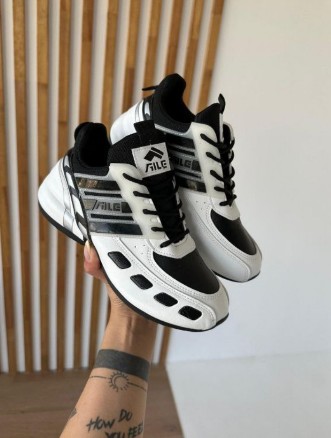 фото весенние женские кроссовки оптом