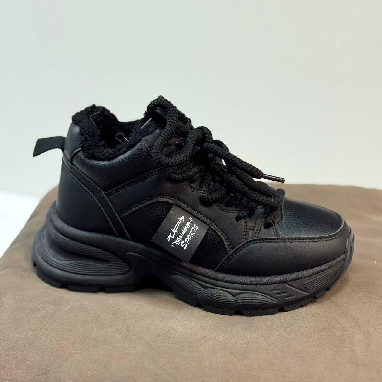 фото зимние женские кроссовки оптом с доставкой