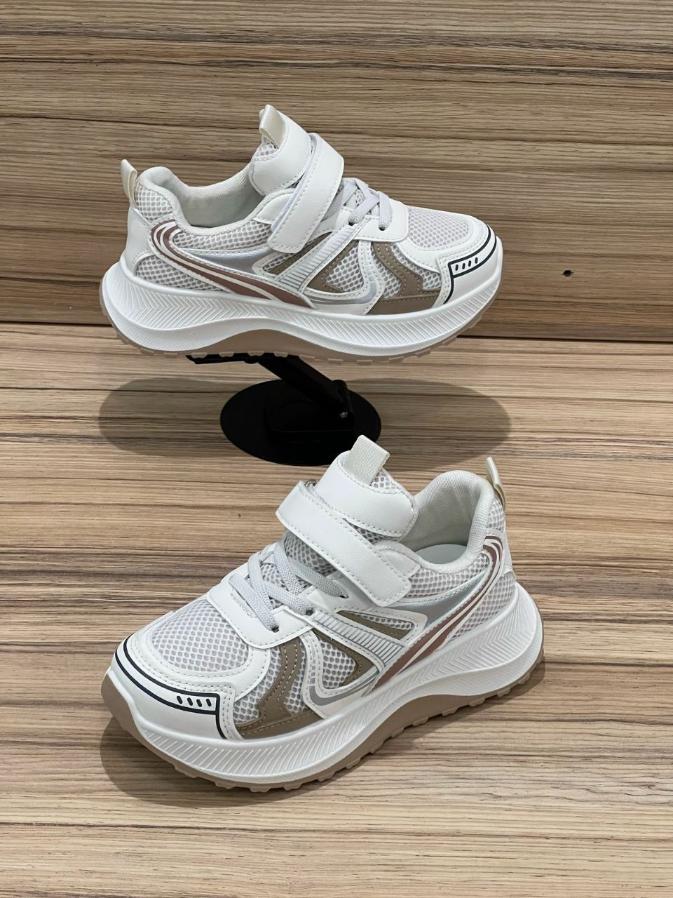 фото весенние кроссовки для мальчиков оптом