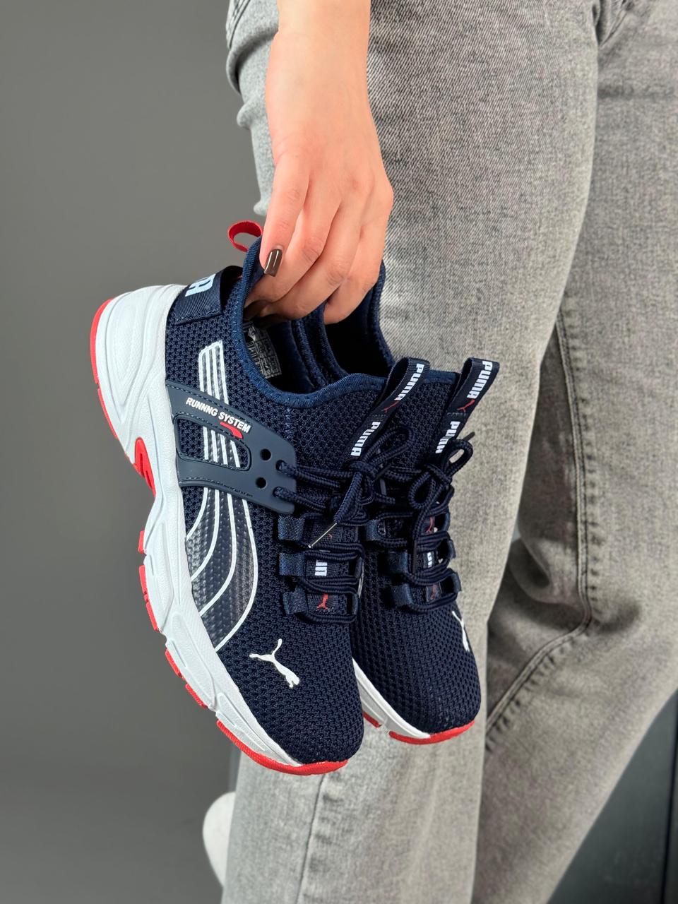 фото весенние женские кроссовки оптом