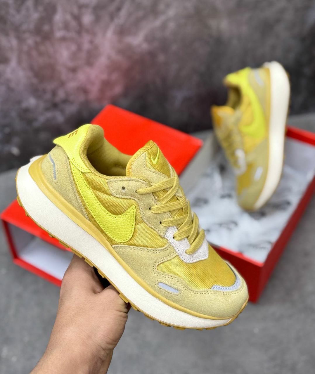 фото весенние женские кроссовки оптом