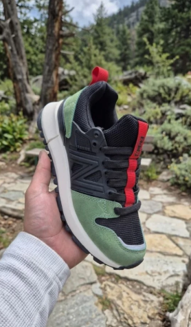 фото весенние женские кроссовки оптом