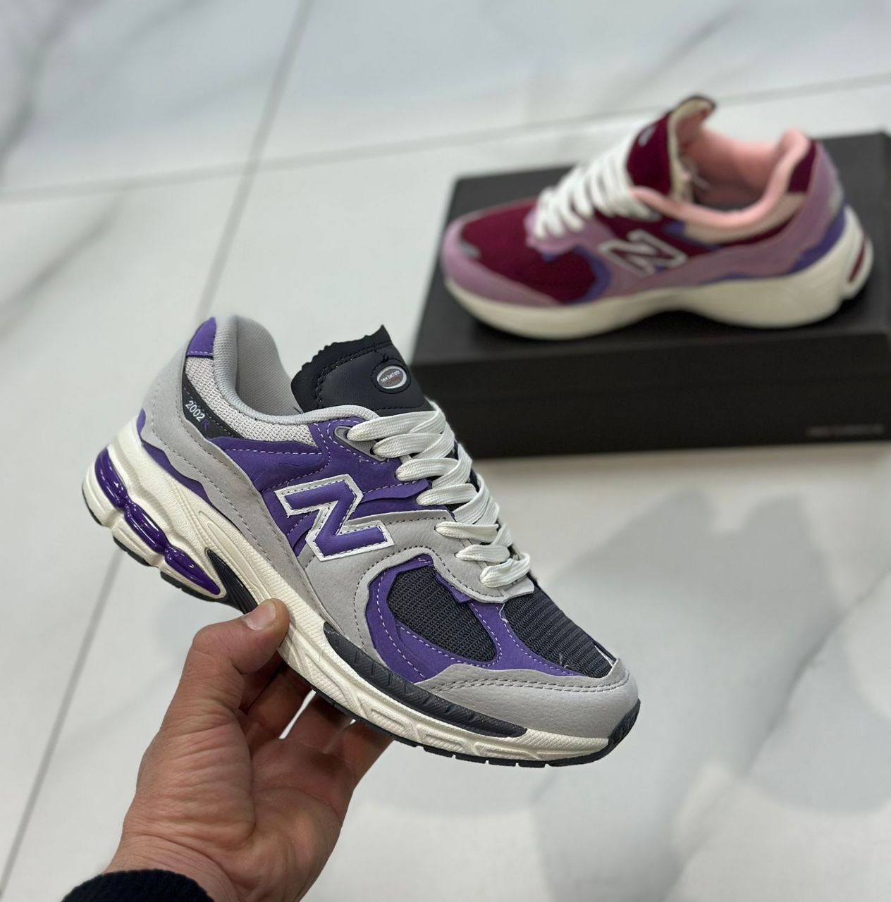 фото весенние женские кроссовки оптом