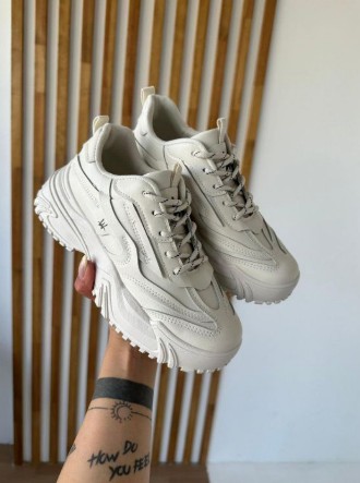 фото весенние женские кроссовки оптом