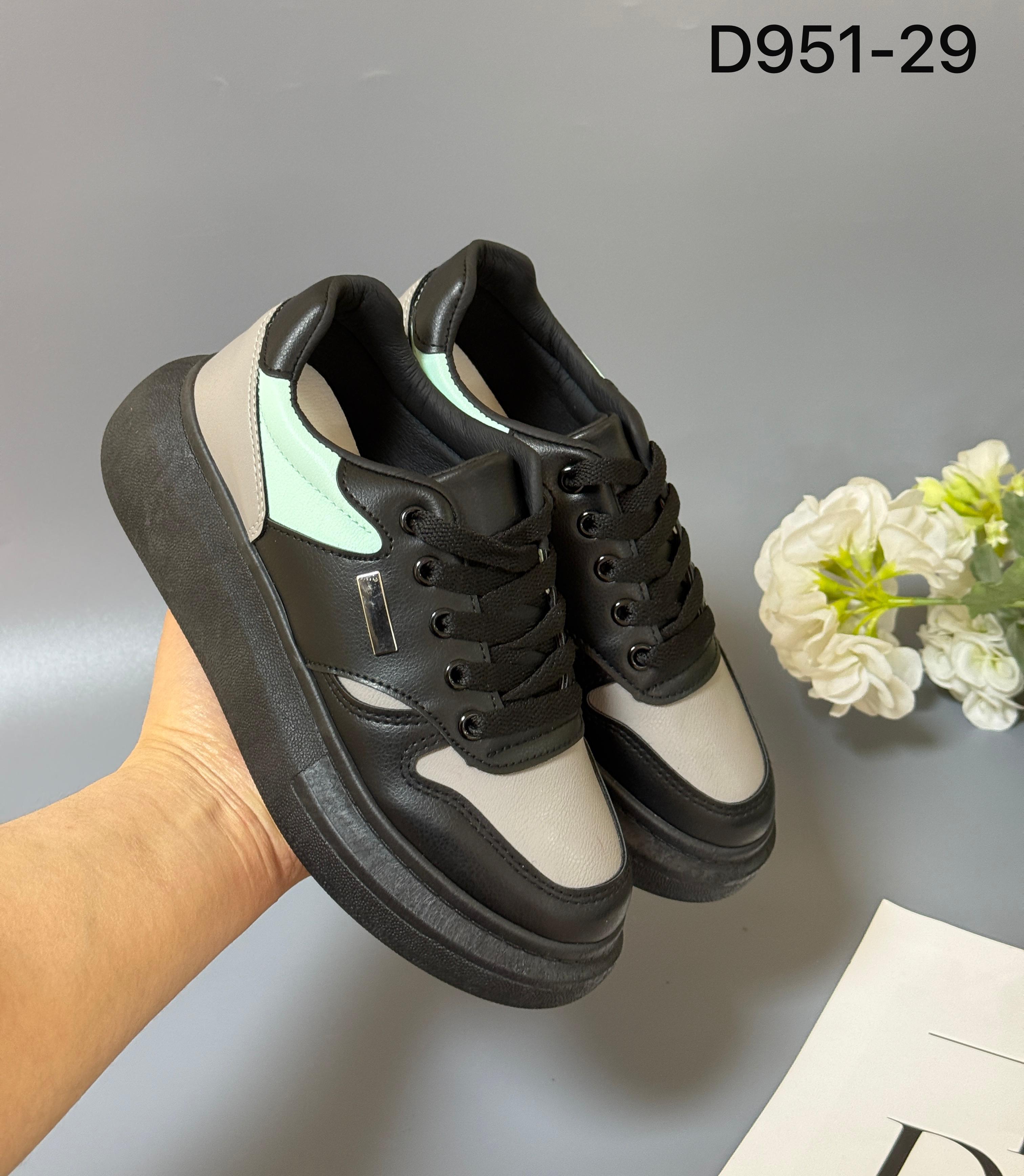 фото весенние кроссовки для девочек оптом