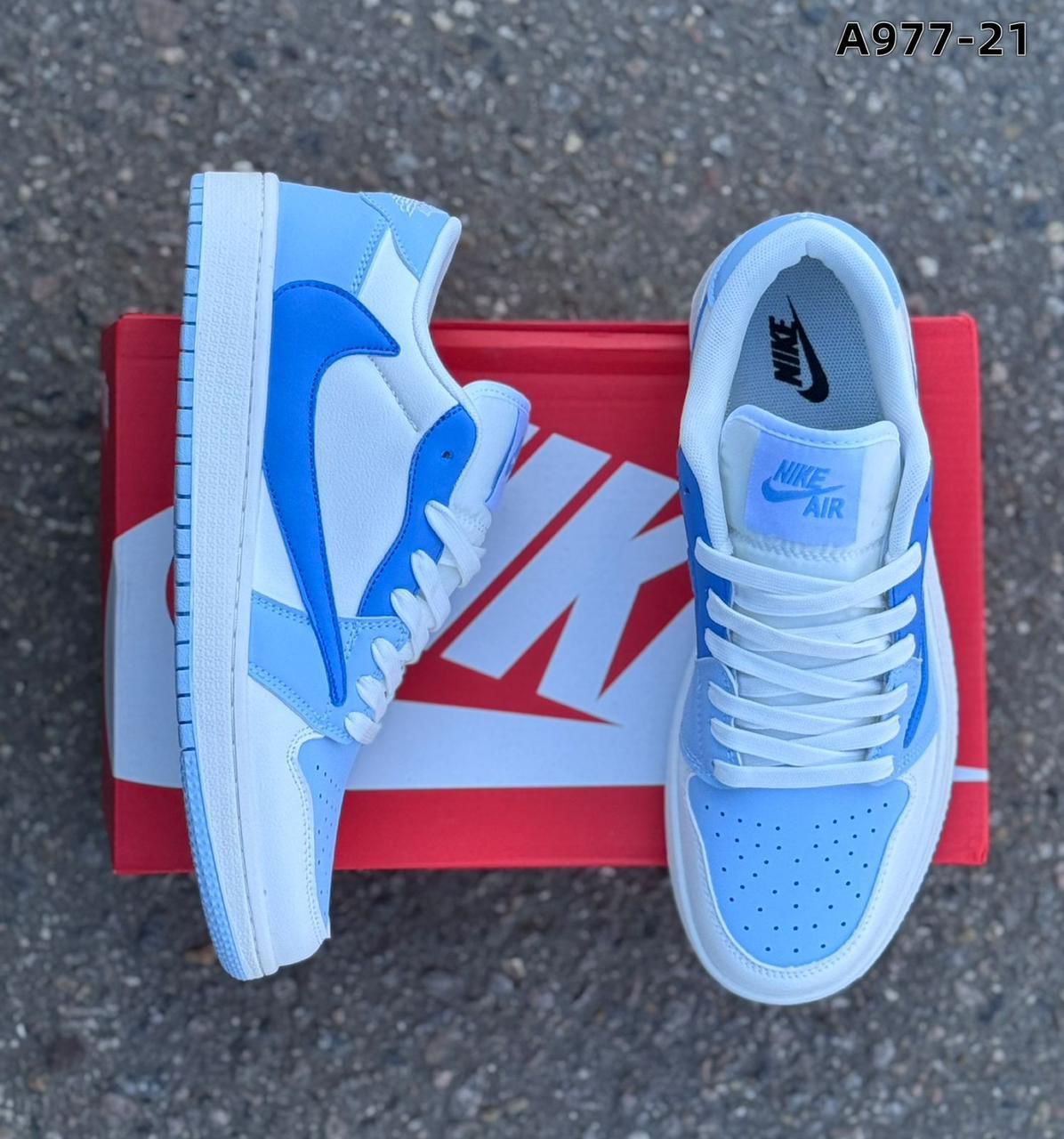 фото Мужские весенние кроссовки Nike 330021 оптом с доставкой