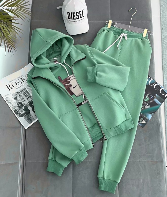 картинка Костюм тройка от магазина Одежда+