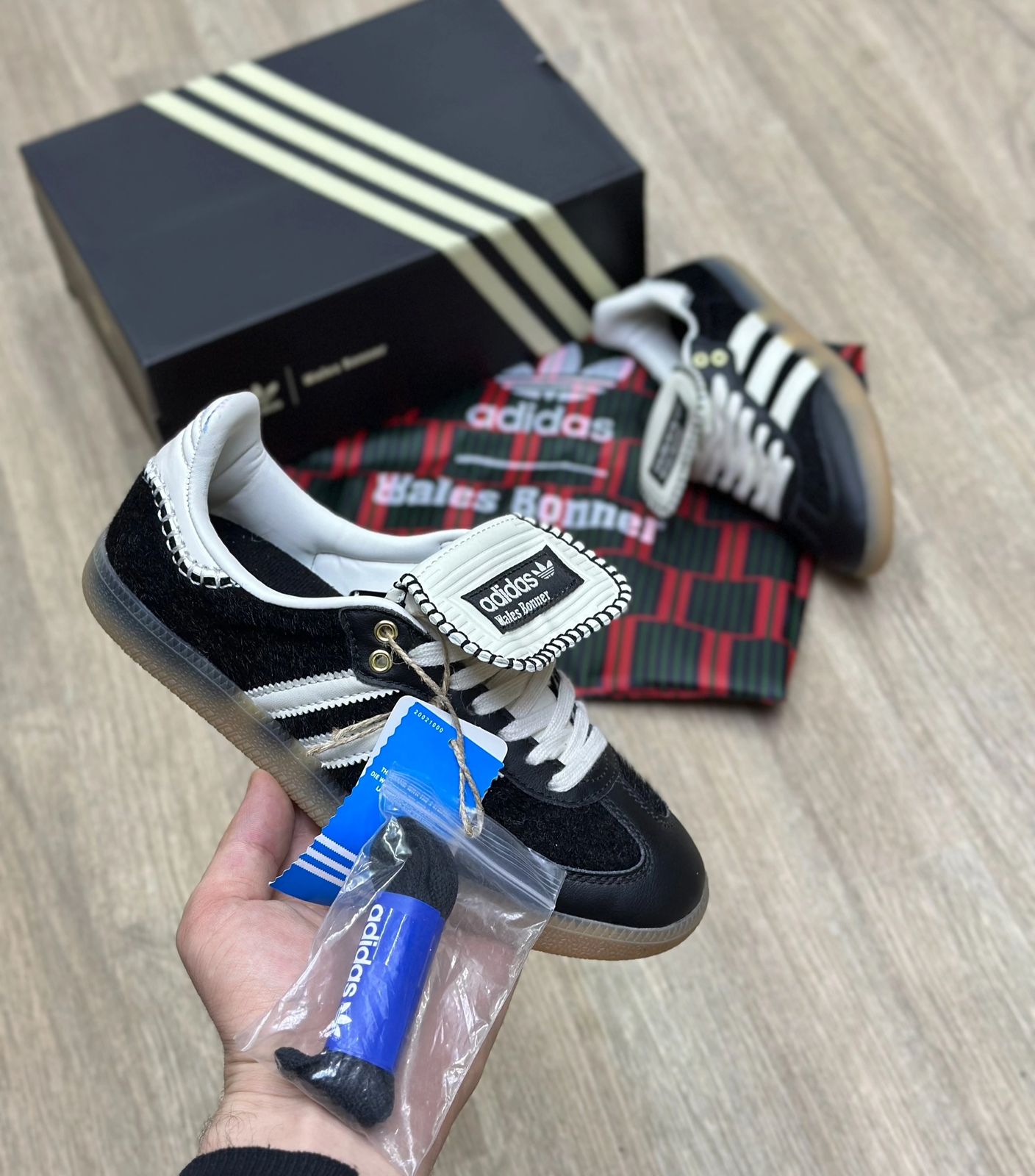 фото весенние женские кеды оптом