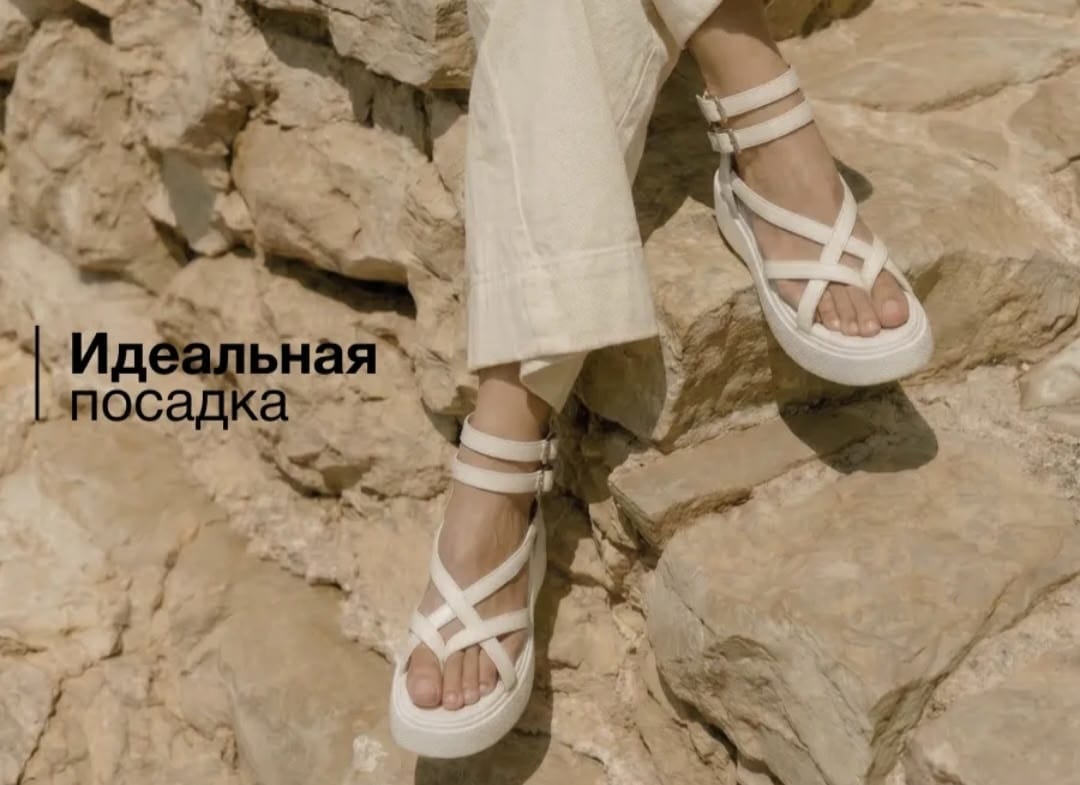фото женские летние сандалии на каблуке 691931 оптом