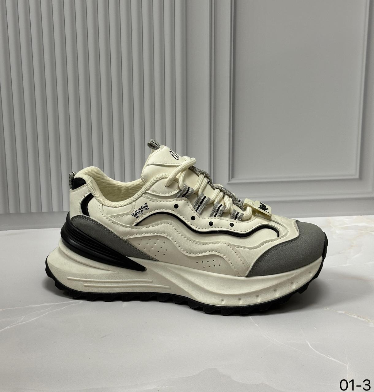 фото весенние женские кроссовки оптом