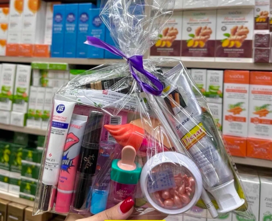 картинка Набор косметики 5-6-7-8 в 1 от магазина Одежда+