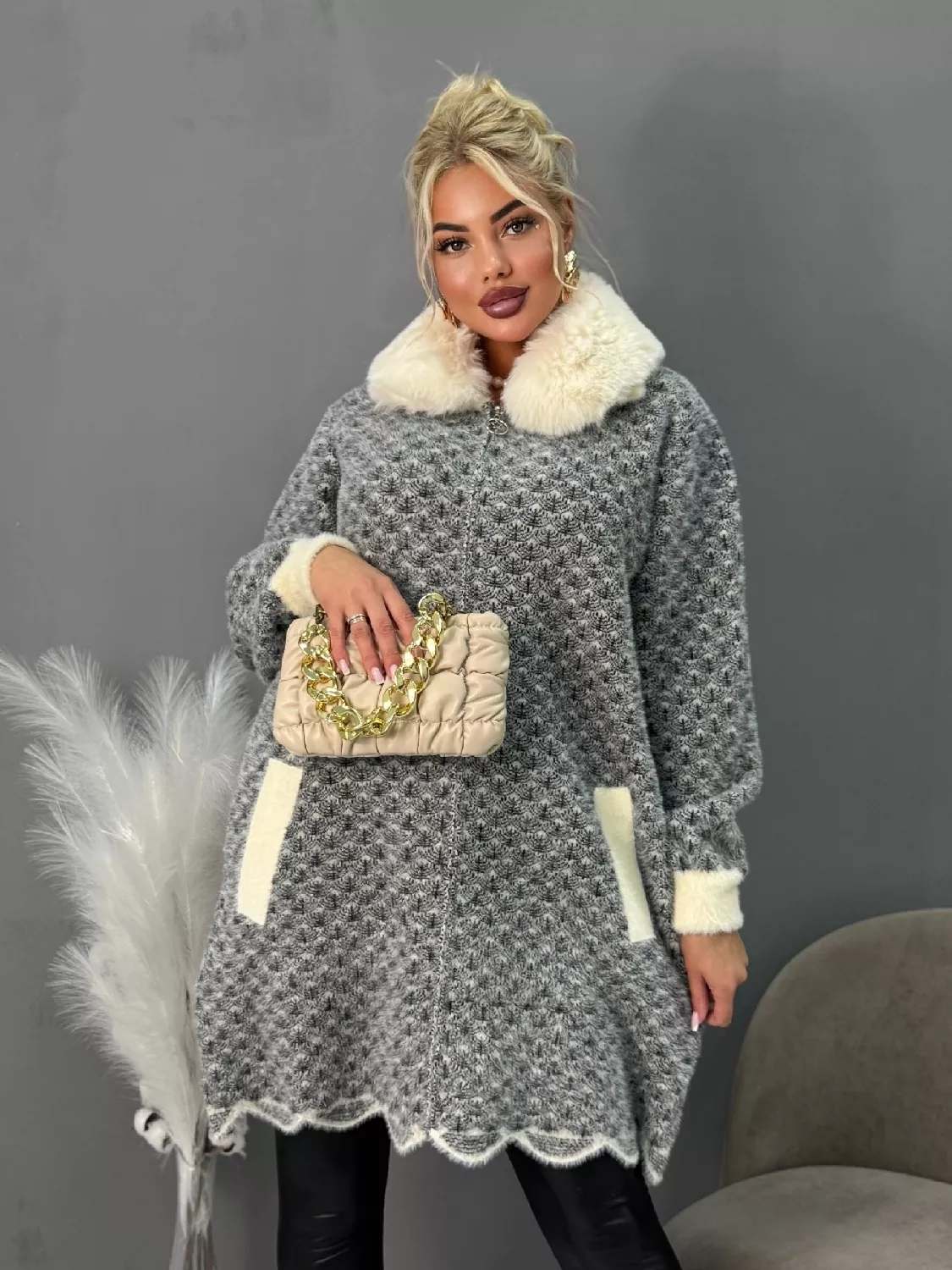 картинка Шуба от магазина Одежда+