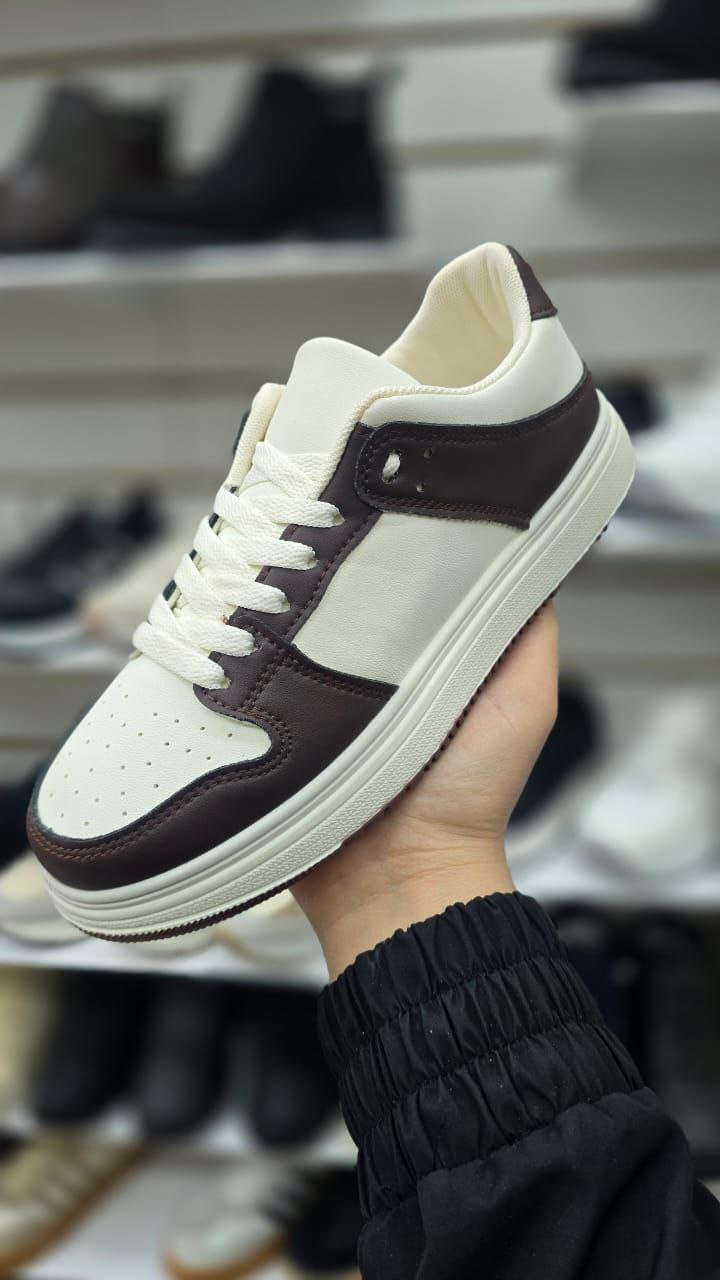 фото весенние женские кроссовки оптом