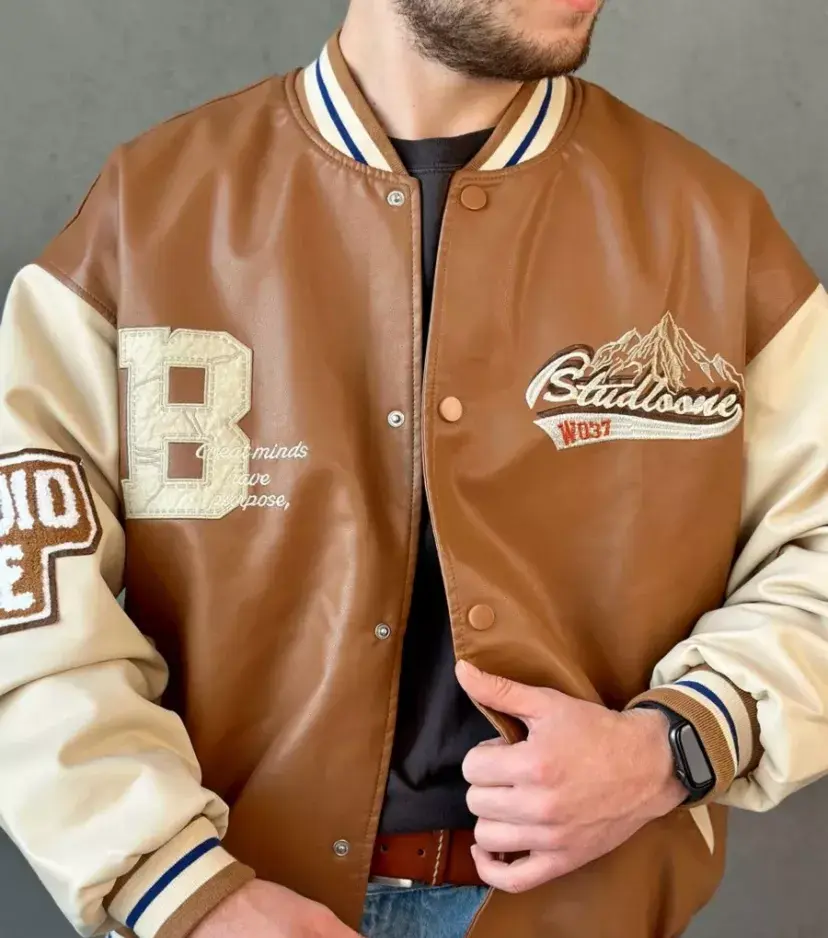 картинка Бомбер от магазина Одежда+