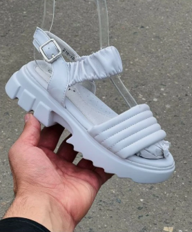 фото весенние босоножки для девочек оптом