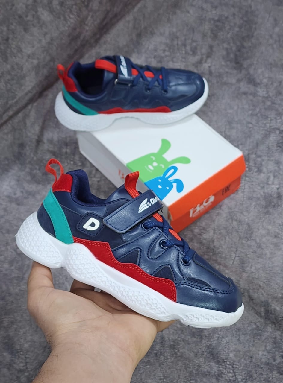 фото весенние кроссовки для мальчиков оптом