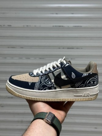 фото весенние женские кроссовки оптом