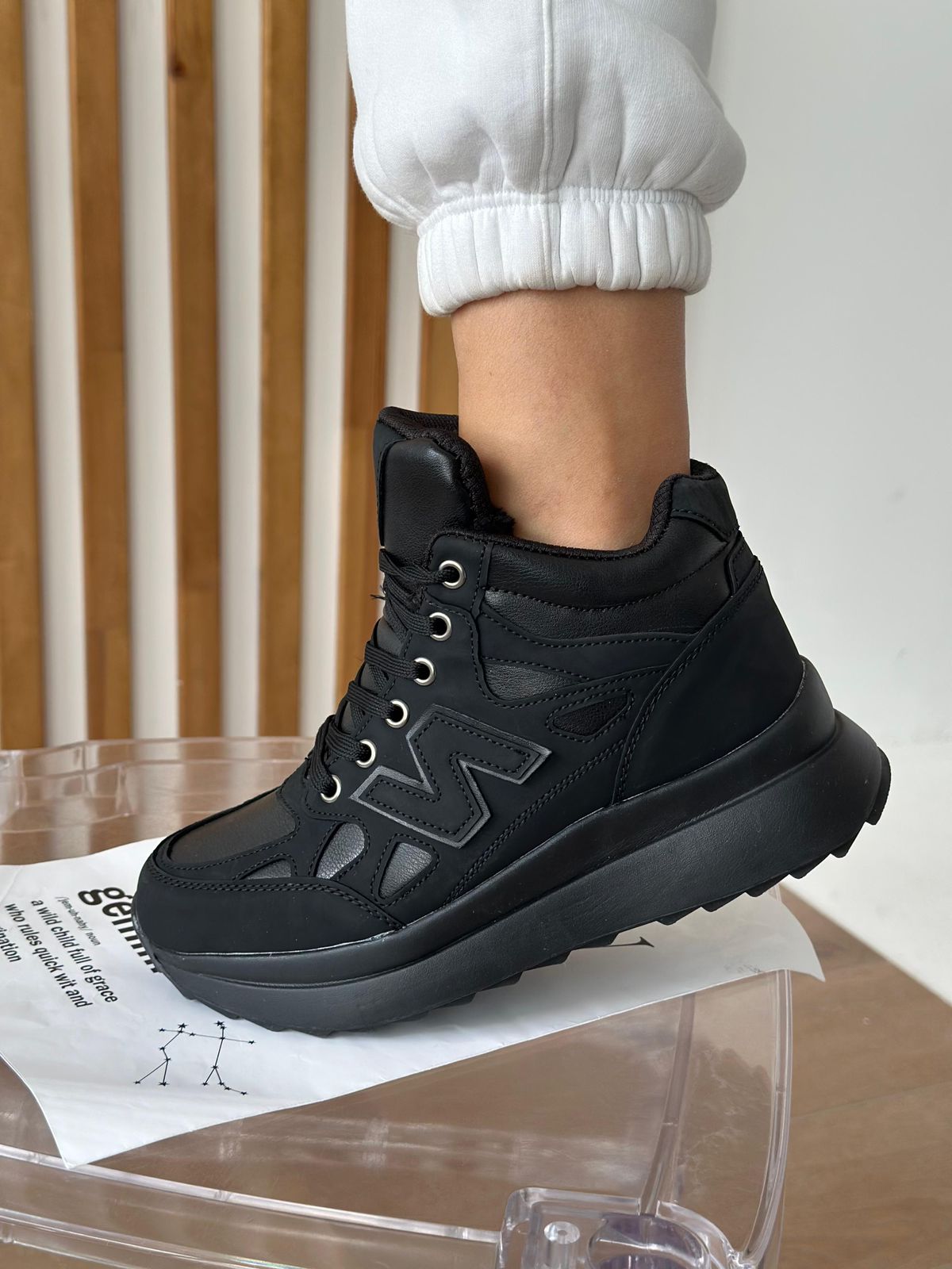 фото зимние женские кроссовки оптом с доставкой