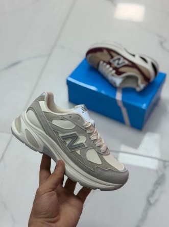 фото весенние женские кроссовки оптом