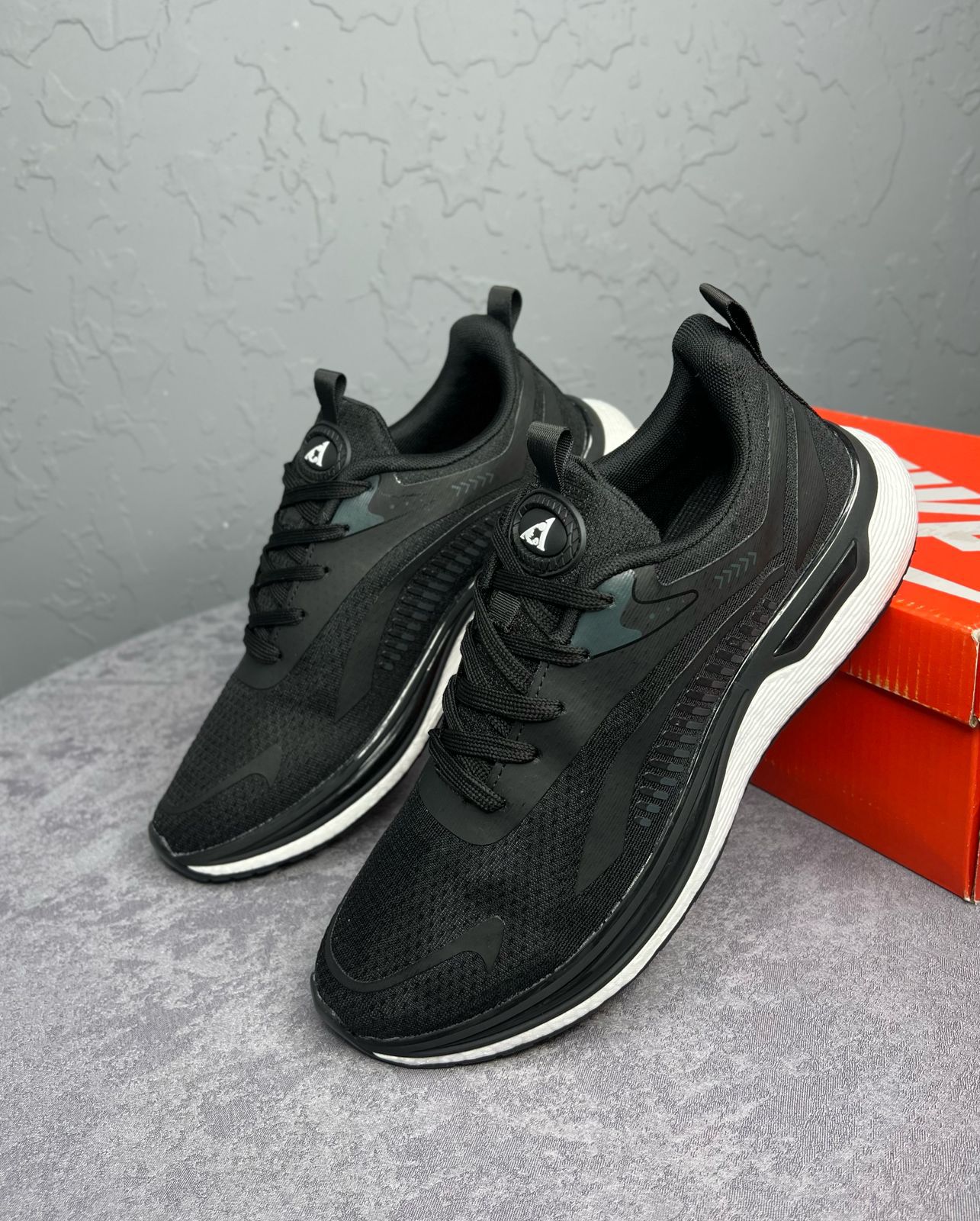 фото весенние мужские кроссовки оптом с доставкой