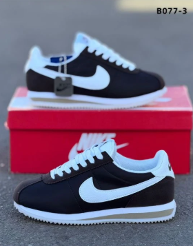 фото весенние женские кроссовки оптом