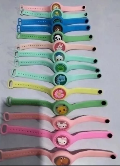 картинка Браслет часы от комаров детский от магазина Одежда+