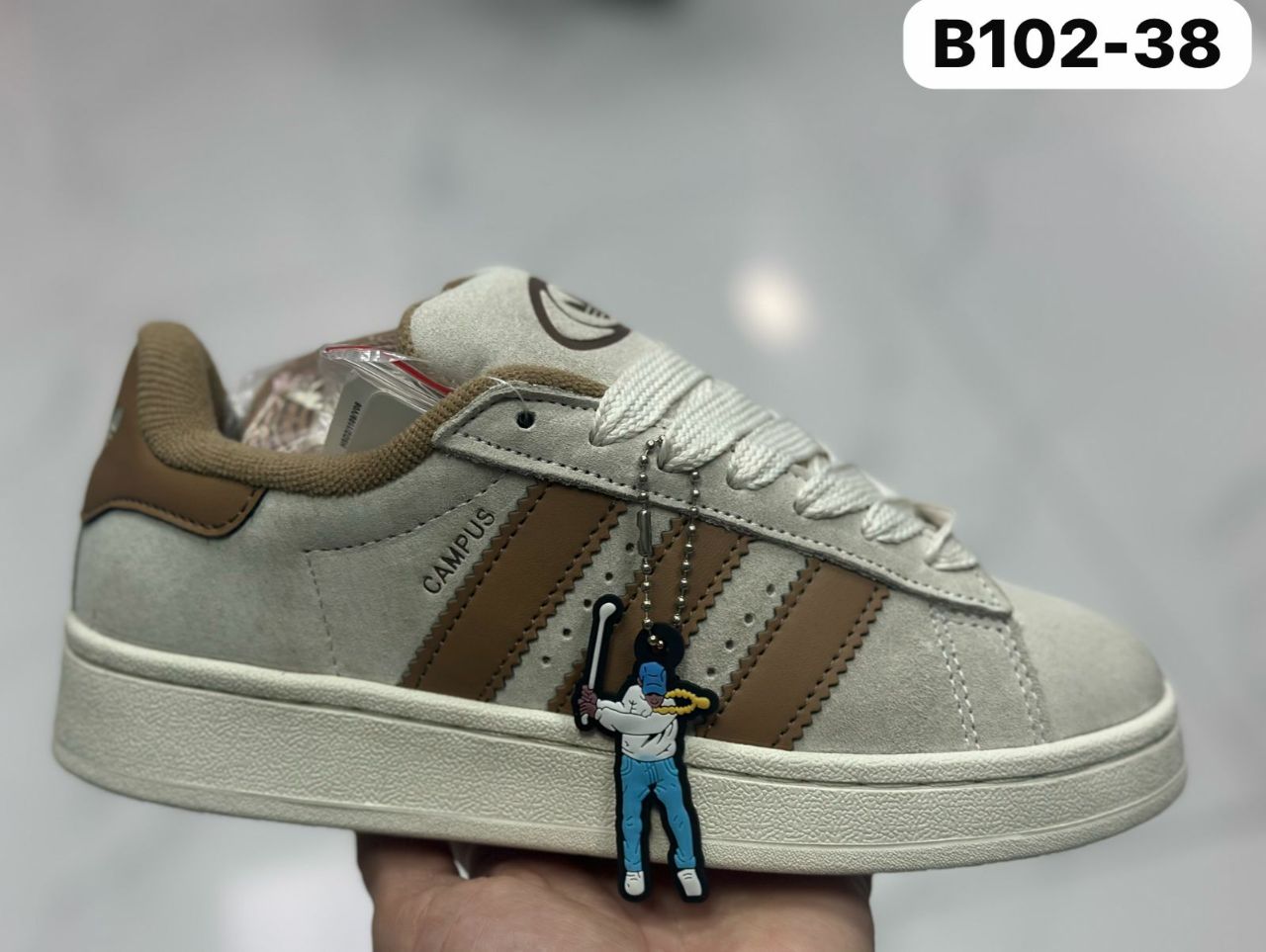 фото весенние женские кроссовки оптом