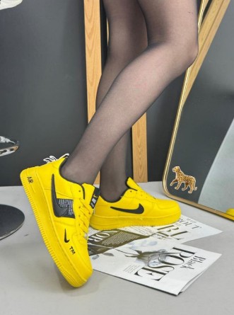 фото весенние женские кроссовки оптом