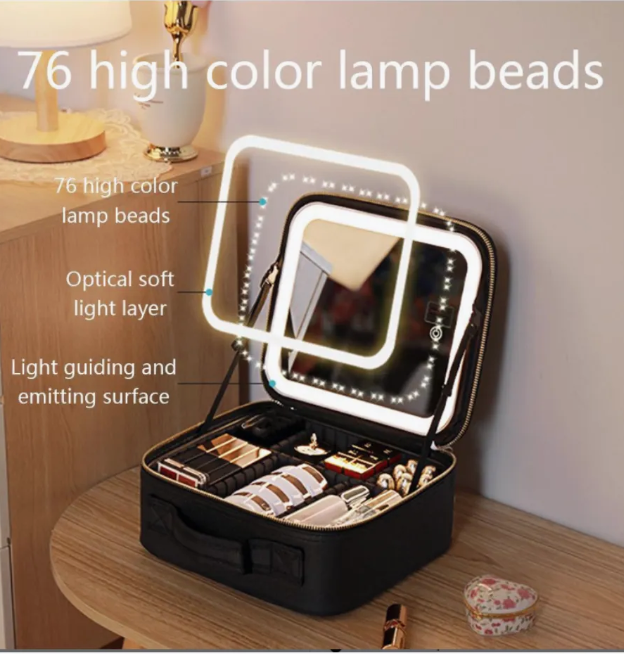 картинка Кейс для косметики с LED зеркалом от магазина Одежда+