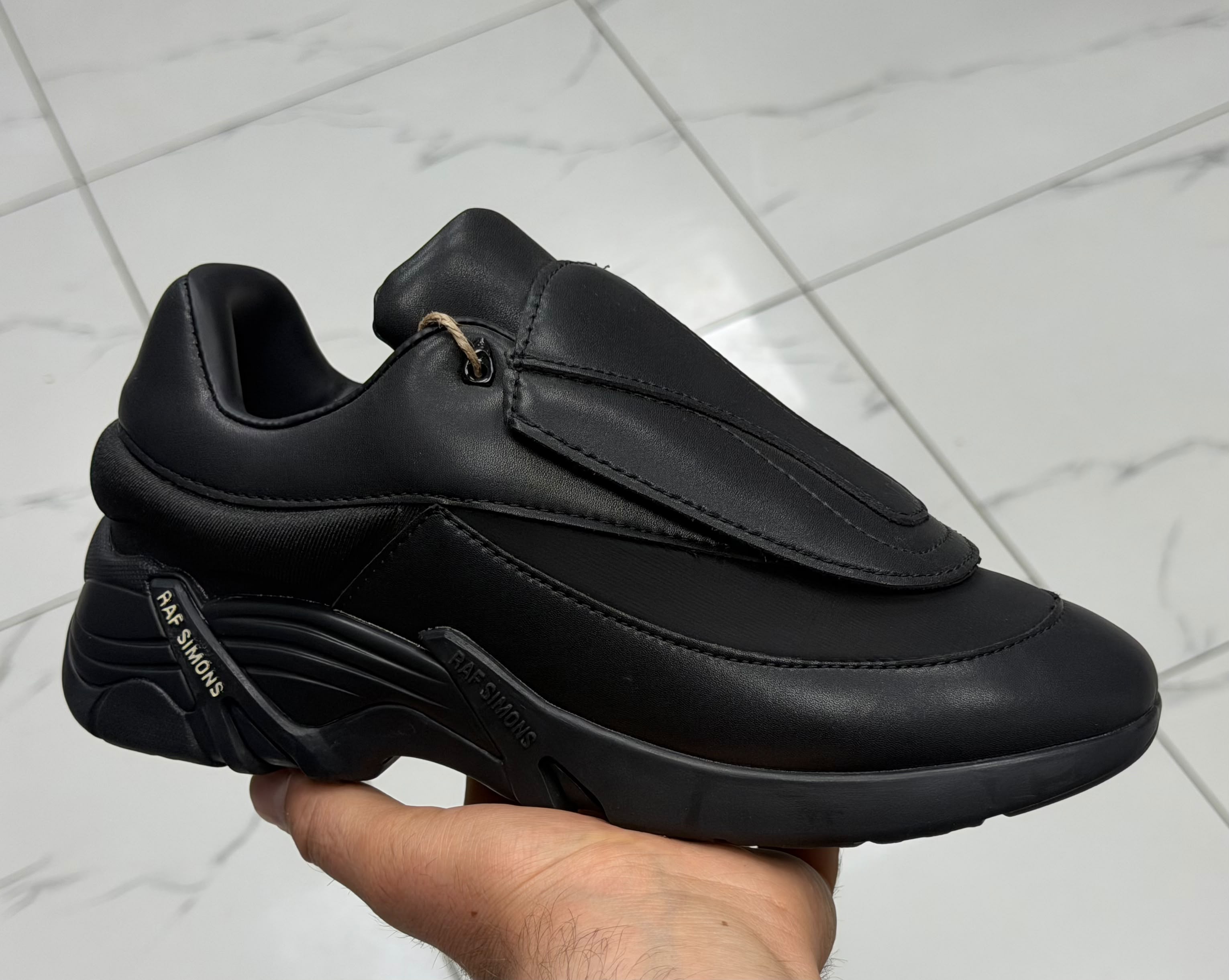 фото мужские осенние кроссовки raf simons 125555 оптом