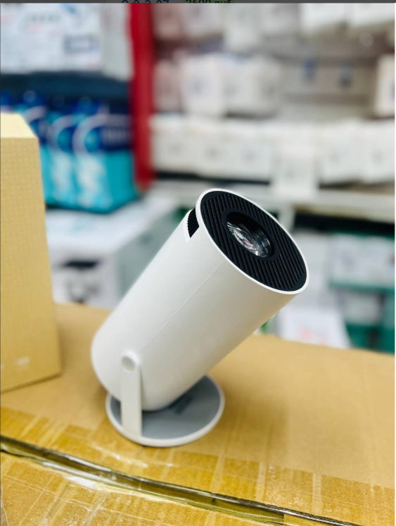 картинка Мини проектор от магазина Одежда+