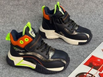 фото весенние кроссовки для мальчиков оптом