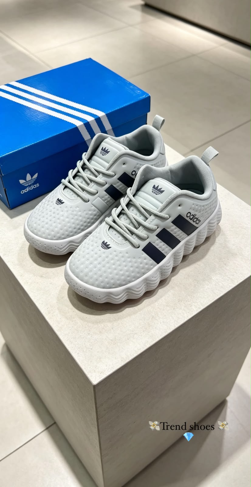 фото женские весенние кроссовки adidas 833962 оптом
