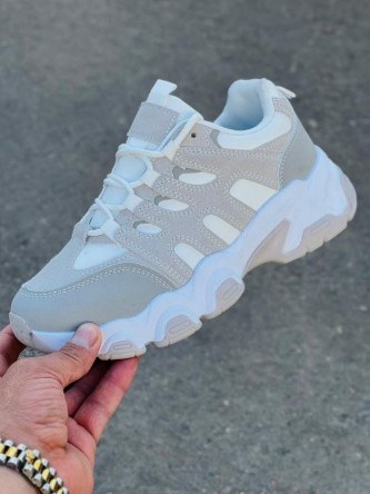 фото весенние женские кроссовки оптом